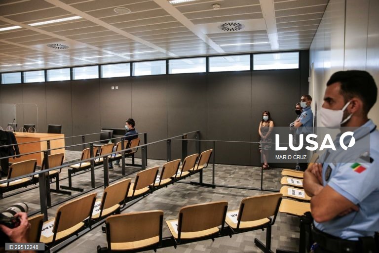 Início do julgamento do processo Football Leaks