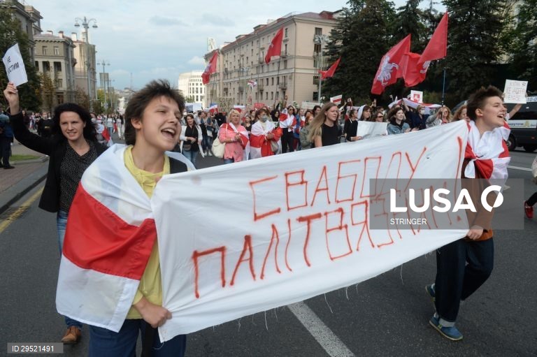 Bielorrússia: Manifestação anti-governamental em Minsk