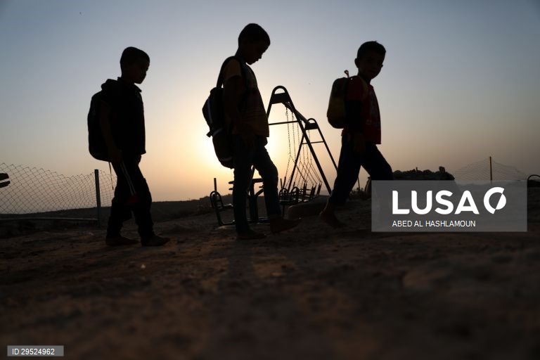 Palestina: Primeiro dia de aulas em Hebron