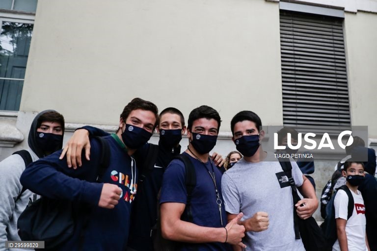 Covid-19: Primeiro dia de aulas em Lisboa