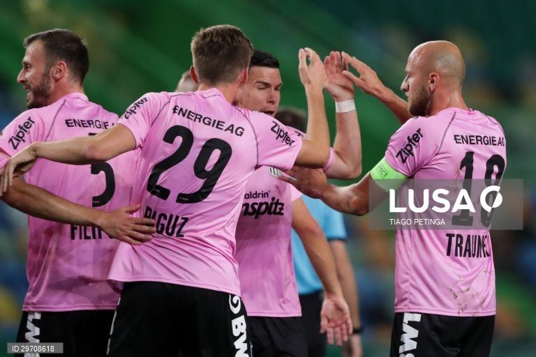 O Sporting perde com o LASK Linz por 4-1 e está eliminado das competições europeias
