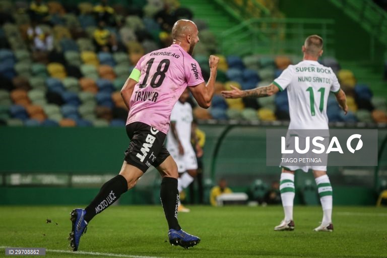 O Sporting perde com o LASK Linz por 4-1 e está eliminado das competições europeias