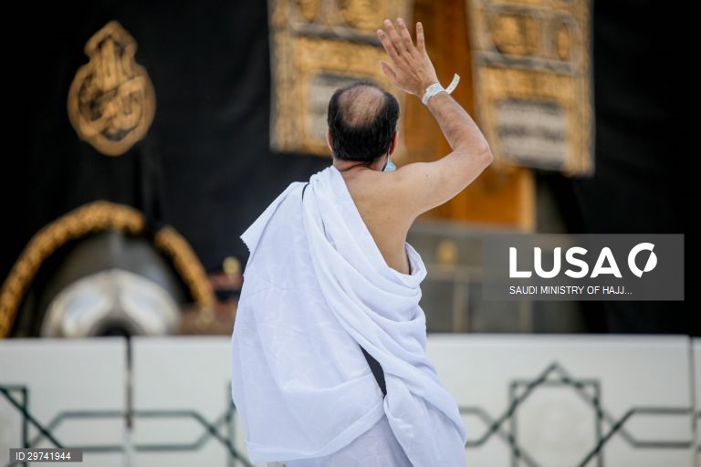 Arábia Saudita: Abertura dos locais sagrados de Meca e Medina