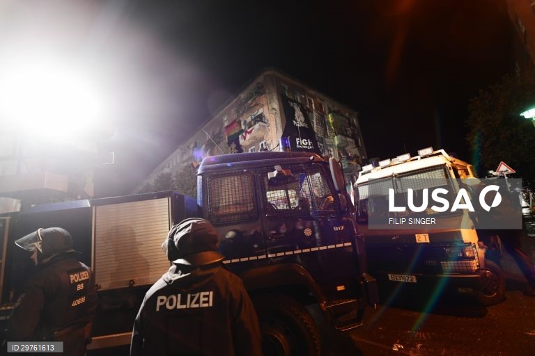 Alemanha: Despejo do "Liebig 34" em Berlim