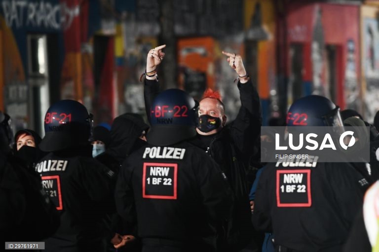 Alemanha: Despejo do "Liebig 34" em Berlim