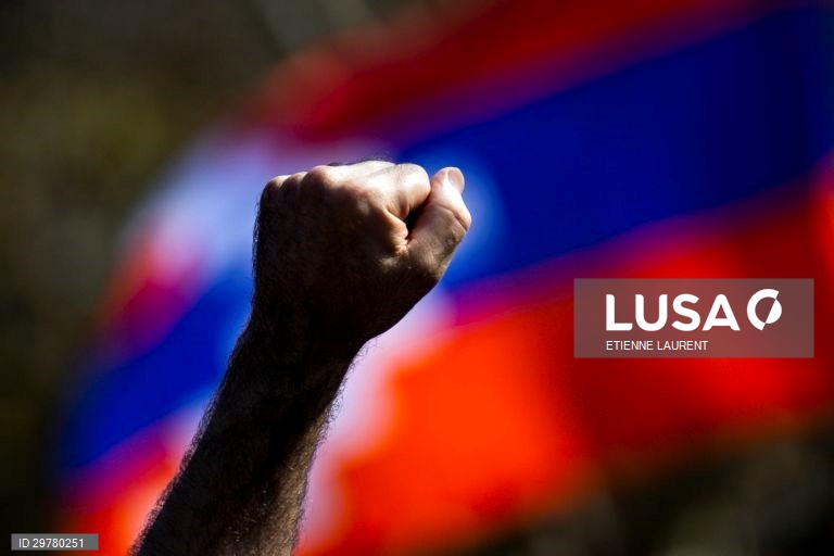 Protestos da comunidade americano-arménia contra a Turquia em Los Angeles