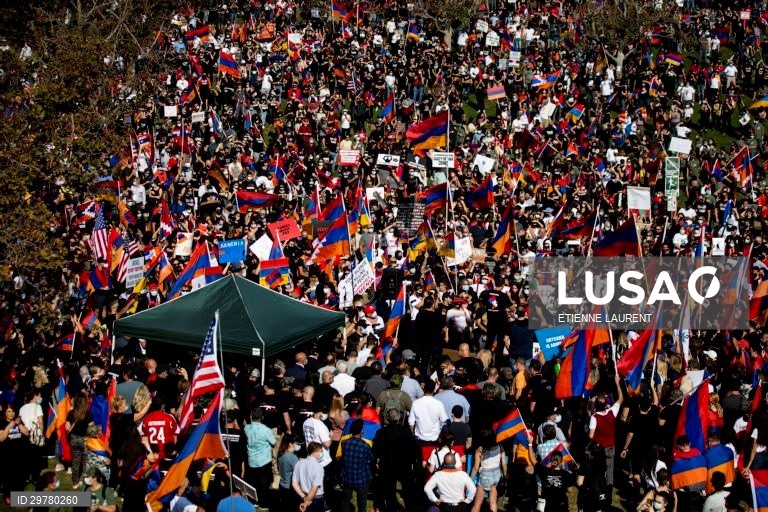 Protestos da comunidade americano-arménia contra a Turquia em Los Angeles