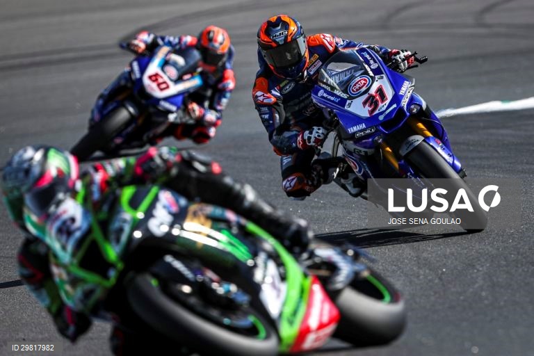 Motociclismo: Treinos do Mundial de Superbike no Autódromo do Estoril 