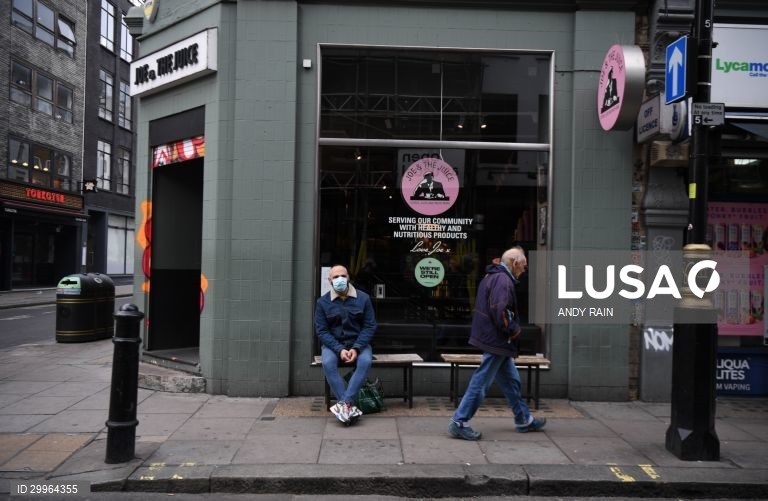 Primeiro dia do confinamento no Reino Unido