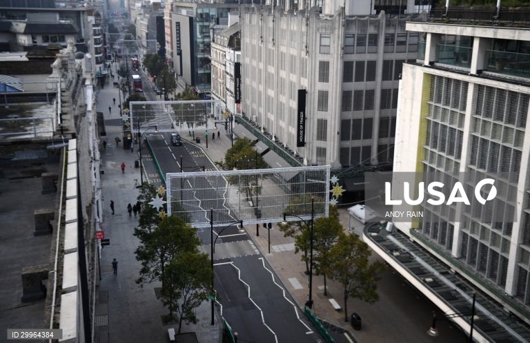 Primeiro dia do confinamento no Reino Unido