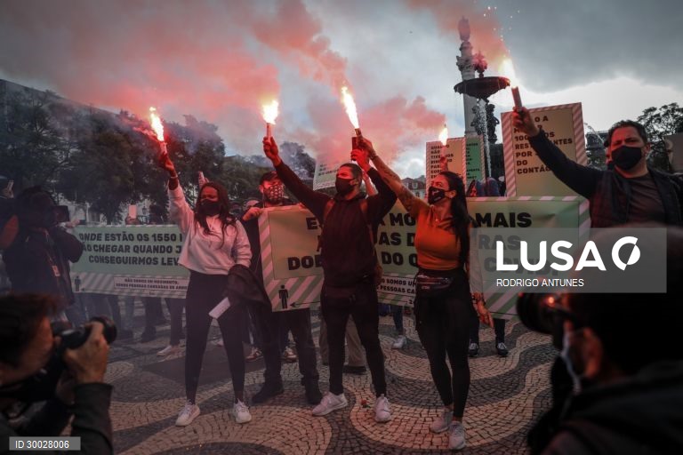 Covid-19: Manifestação pela hotelaria restauração arte e cultura em Lisboa