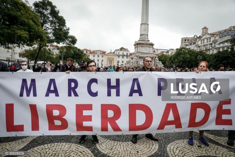 Covid-19: Manifestação pela hotelaria restauração arte e cultura em Lisboa