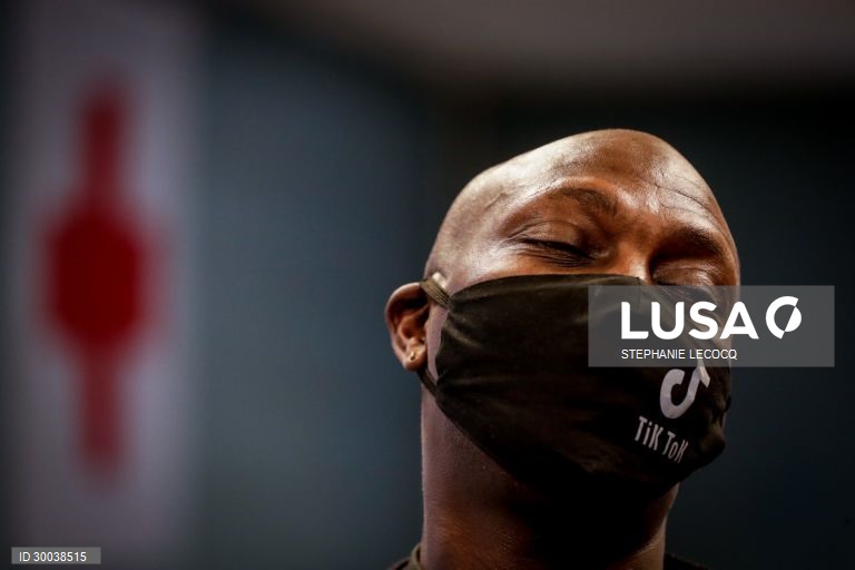 Cruz Vermelha inicia programa de inverno de sem-abrigo em Bruxelas