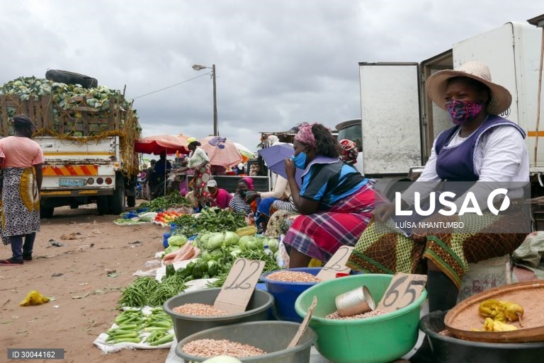 Covid-19: Mercados de Maputo