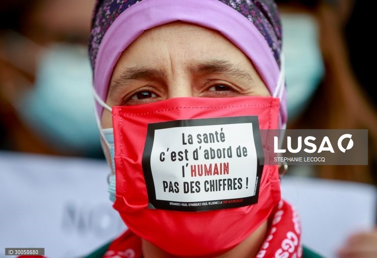 Covid-19: Protesto de pessoal médico em Bruxelas