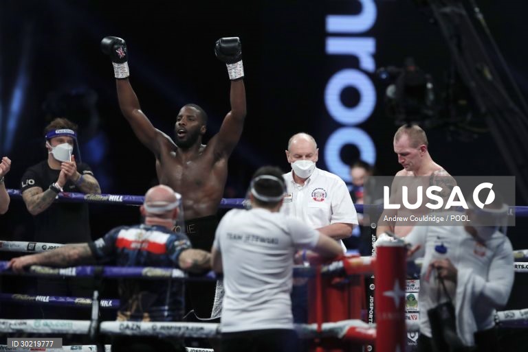 Combate de peso-pesado Joshua vs Pulev 