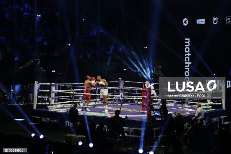 Combate de peso-pesado Joshua vs Pulev 