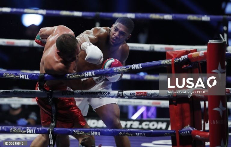 Combate de peso-pesado Joshua vs Pulev 