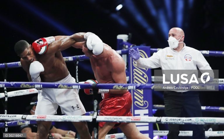 Combate de peso-pesado Joshua vs Pulev 