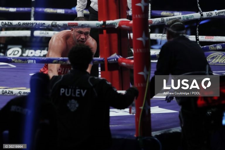 Combate de peso-pesado Joshua vs Pulev 
