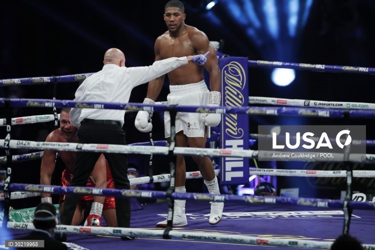 Combate de peso-pesado Joshua vs Pulev 