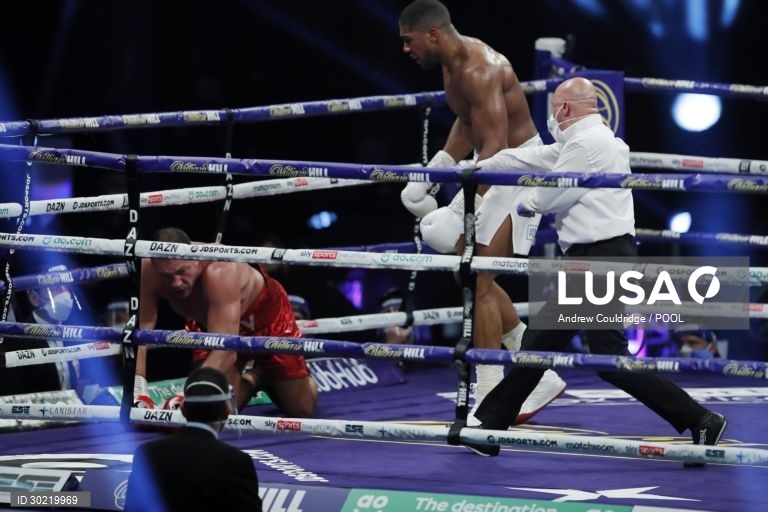 Combate de peso-pesado Joshua vs Pulev 