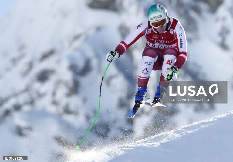 Mundial de downhill de esqui alpino em França.