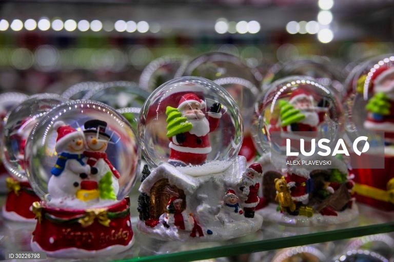 China: Venda de decorações de Natal e Ano Novo em Yiwu