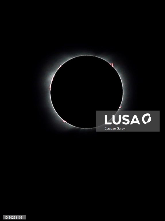 Eclipse solar visto do Chile e da Argentina