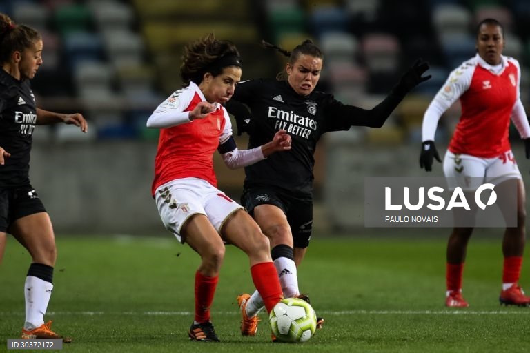 Futebol feminino: Benfica conquista a Taça da Liga ao vencer o Sporting de Braga
