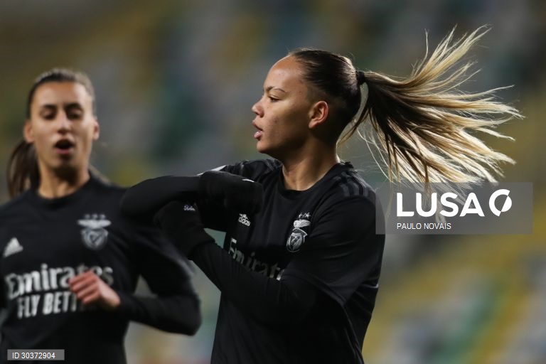 Futebol feminino: Benfica conquista a Taça da Liga ao vencer o Sporting de Braga