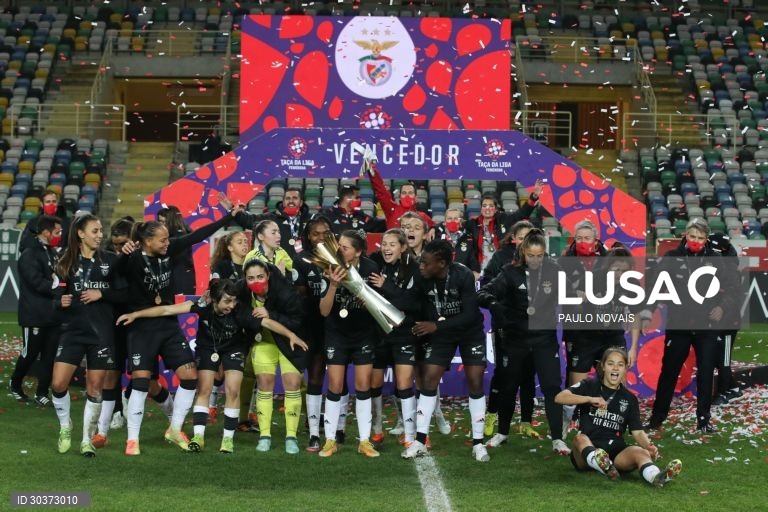 Futebol feminino: Benfica conquista a Taça da Liga ao vencer o Sporting de Braga