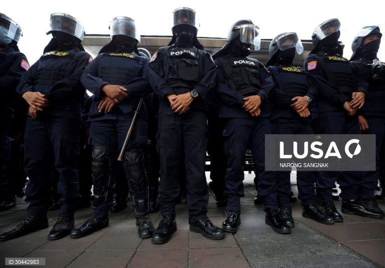 Protesto contra a lei "lesa-majestade" em Banguecoque