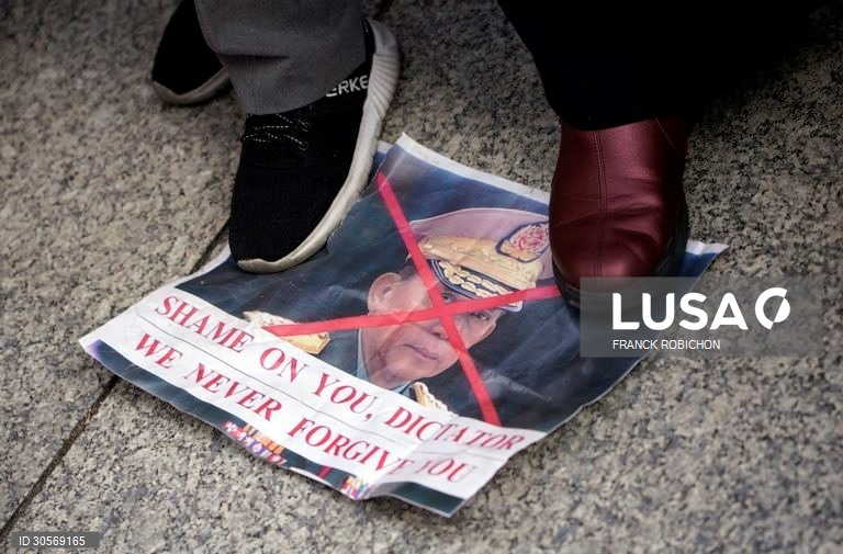 Japão: Protestos contra o golpe de estado dos militares em Myanmar