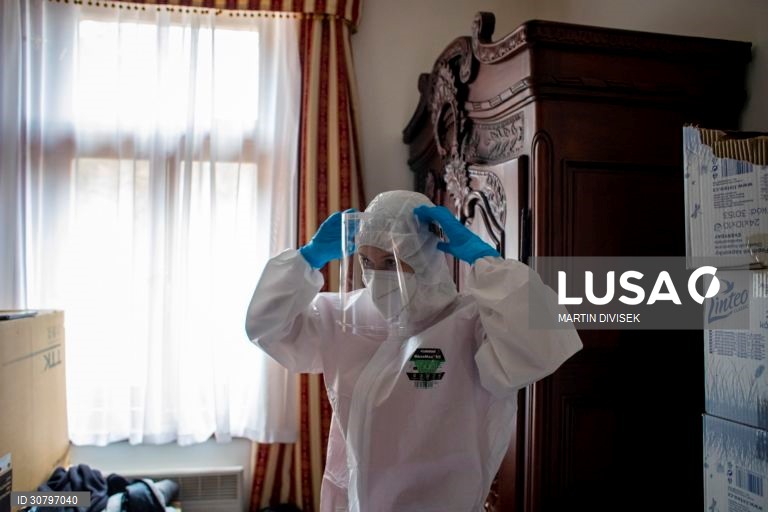 Hotel em Praga utilizado para sem-abrigo com teste positivo para a covid-19