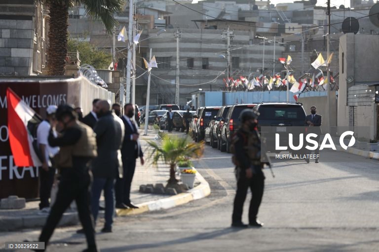 Papa Francisco inicia visita ao Iraque