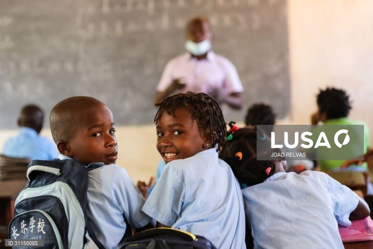 Moçambique: Escola primária Mahate em Pemba, Cabo Delgado