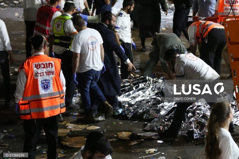 Pelo menos 44 Ultar-Ortodoxos morrem durante o evento Lag Ba'Omer em Mount Meron