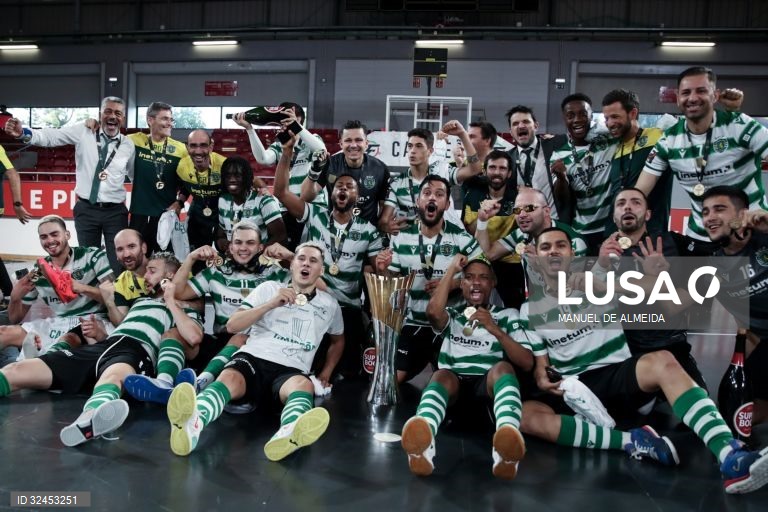 Futsal: Sporting sagra-se campeão de futsal ao vencer o Benfica por 6-2