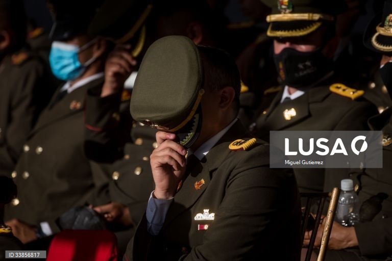 Venezuela: Parada miltar celebra os 210 anos da independência