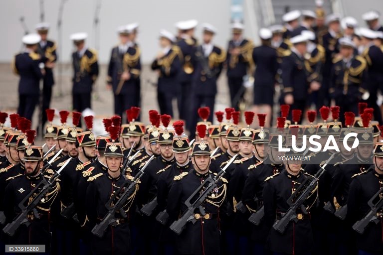 Desfile do Dia da Bastilha em Paris