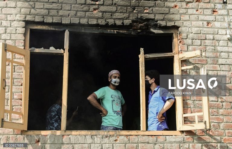 Dois mortos num tiroteio em Srinagar