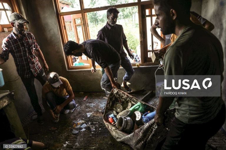 Dois mortos num tiroteio em Srinagar