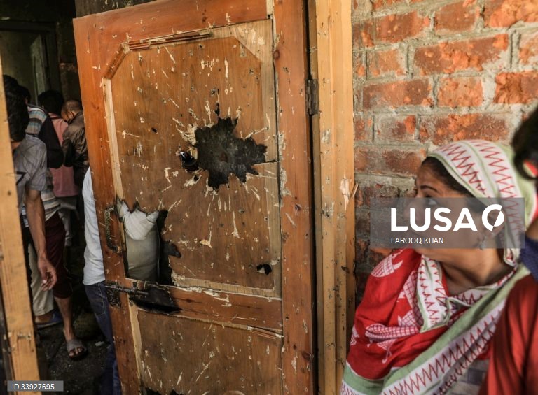 Dois mortos num tiroteio em Srinagar