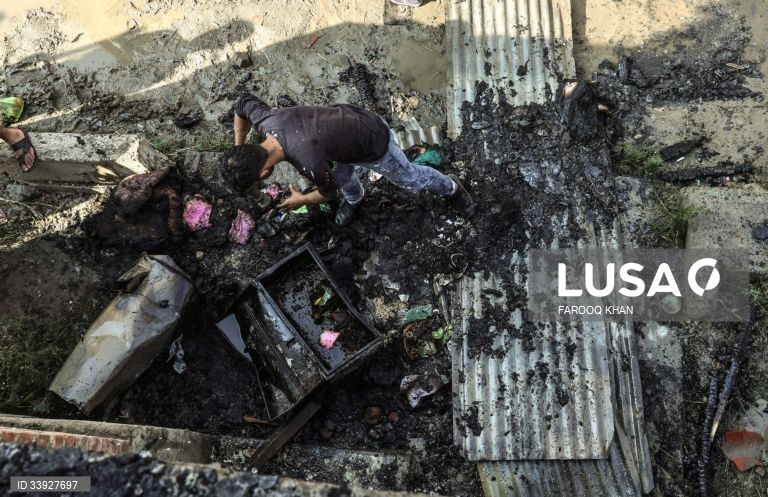 Dois mortos num tiroteio em Srinagar