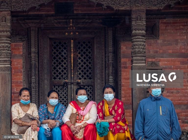 Nepal: Festival Gai Jatra (Festival da vaca) em Catmandu