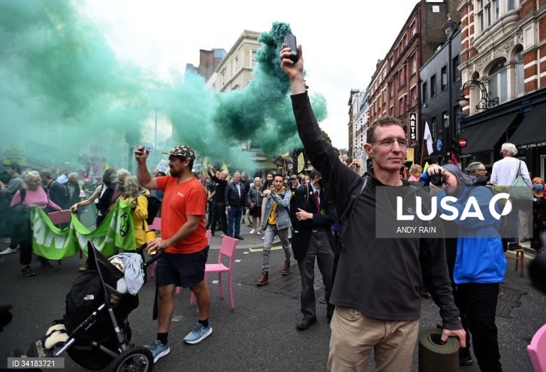 Reino Unido: Manifestação do movimento Rebelião contra a Extinção em Londres