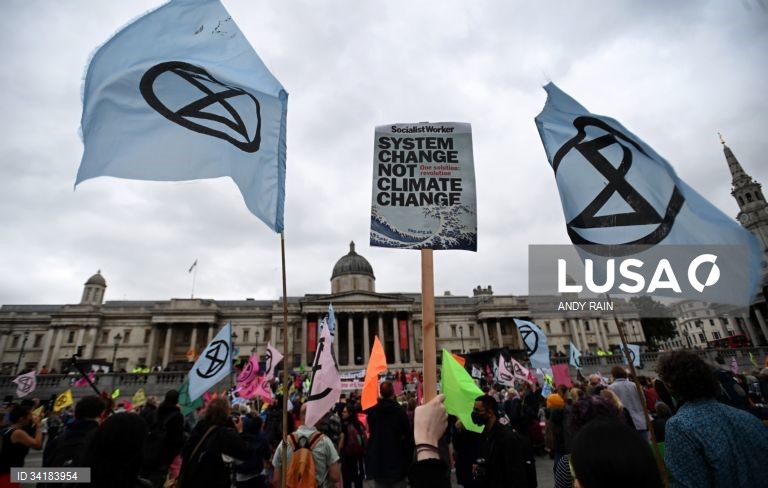 Reino Unido: Manifestação do movimento Rebelião contra a Extinção em Londres