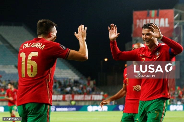 Portugal goleou o Luxemburgo por 5-0, no jogo de apuramento para o Mundial de 2022, no Estádio Algarve
