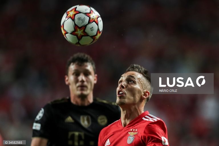 Benfica perde com Bayern Munique por 4-0 em jogo da Liga dos Campeões de futebol